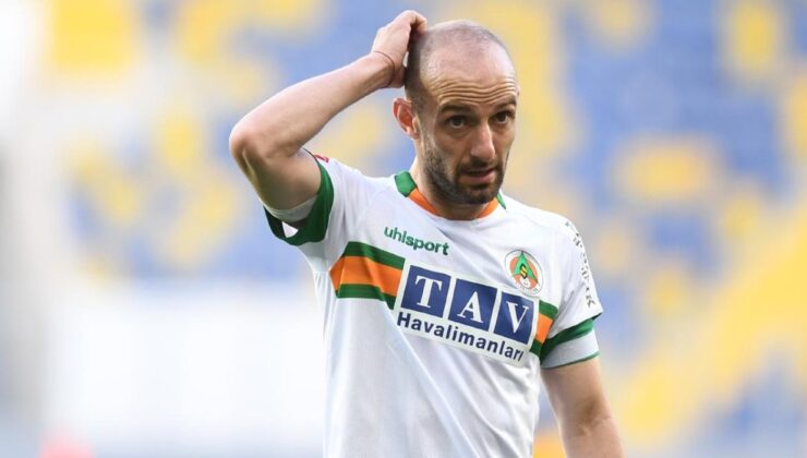 Fenerbahçe’de Efecan Karaca harekatı