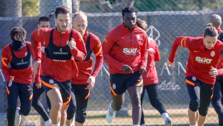 Galatasaray’da yeni transferler ilk antrenmanına çıktı