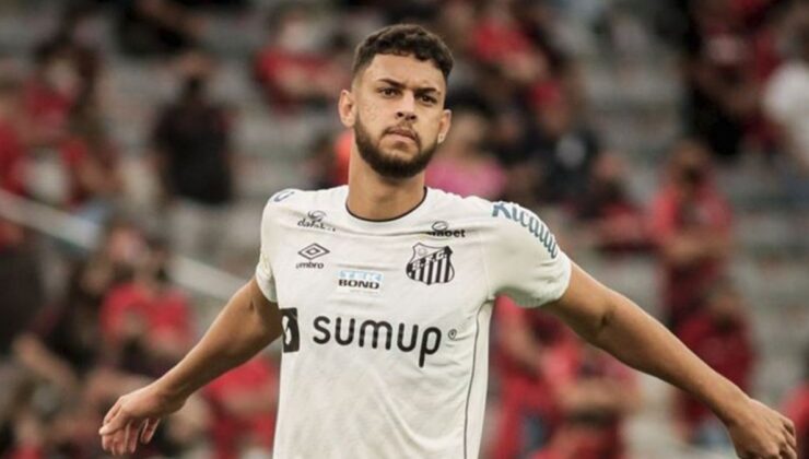 Gobson Reis, Galatasaray’ı Instagram’dan takibe aldı