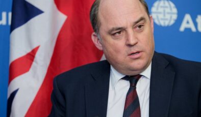 İngiltere, Polonya’ya 350 asker gönderecek