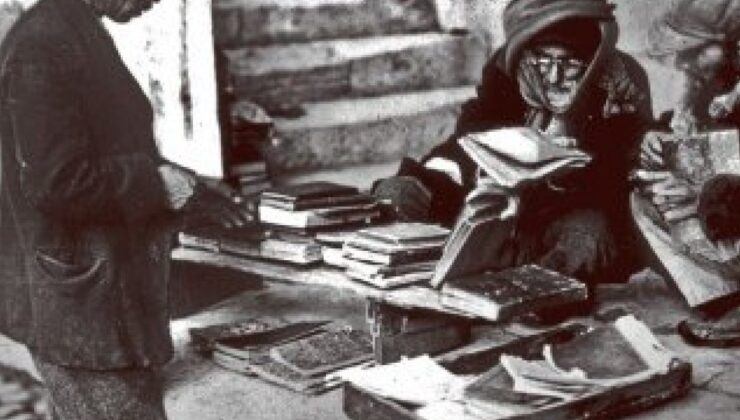 İsmail E. Erünsal’ın Osmanlılarda Sahaflık ve Sahaflar kitabında geçmişe yolculuk