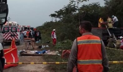 Meksika’da feci kaza: 8 ölü