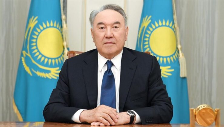 Nursultan Nazarbayev’in siyasi yetkilerini kaldıran kanun onaylandı