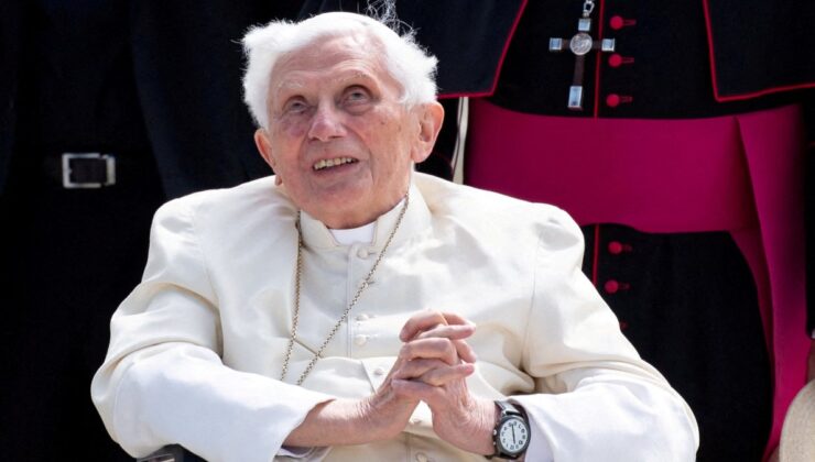 Papa 16. Benedikt, cinsel istismar mağdurlarına seslendi: Af diliyorum