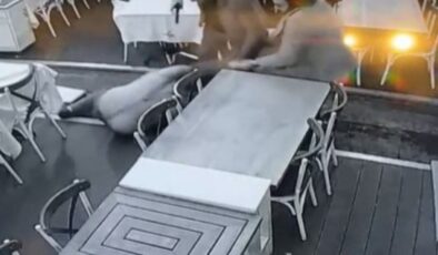 Şafak Mahmutyazıcıoğlu’na saldırı anı kamerada