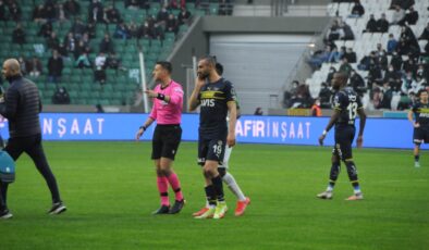 Serdar Dursun kırık şüphesiyle hastaneye kaldırıldı