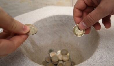 Yardımlaşmanın zerafet abideleri SADAKA TAŞLARI