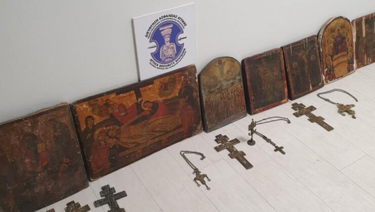 Yunanistan’da yaşlı çiftin evinde 587 parça tarihi eser bulundu