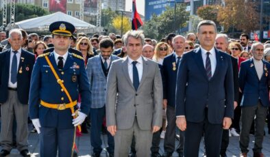 ESENYURT’TA ÇELENK SUNMA TÖRENİ GERÇEKLEŞTİ