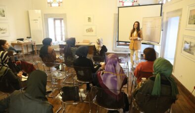 Edebiyat Okulu Eğitimleri Başladı