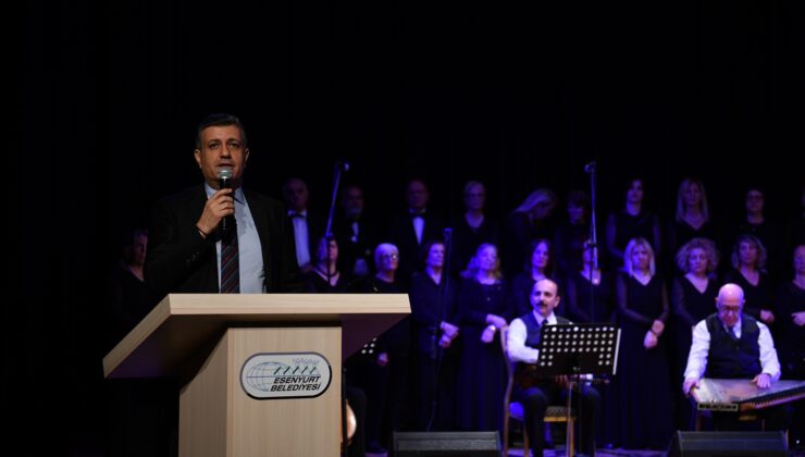 ATATÜRK, EN SEVDİĞİ ŞARKILARLA ANILDI