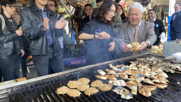 Öğrenciler son dersini Türkiye Deniz Canlıları Müzesi’nde yaptı