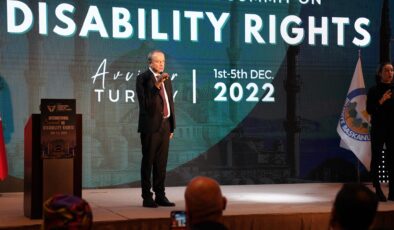 Dünya Temsilcileri Engelliler için Avcılar’da Buluştu