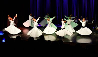 HZ. MEVLANA 749. VUSLAT YILDÖNÜMÜNDE ANILDI