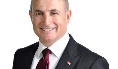 <strong>Başkan Akgün: Demokrasinin gelişmesi tarafsız, özgür ve ilkeli bir gazetecilik anlayışıyla mümkündür!</strong>