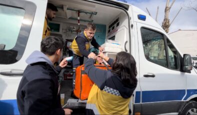 <strong>Ambulanslar Depremzeleder için Esenyurt’tan Yola Çıktı</strong>