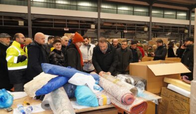 <strong>Beylikdüzü Belediyesi’nin yardım kampanyasına kumbarasını yolladı </strong>