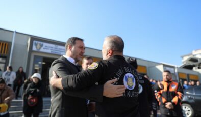 <strong>Silivri Sak ekiplerine duygusal karşılama</strong>