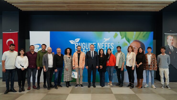 Başkan Çalık tiyatrocularla bir araya geldi