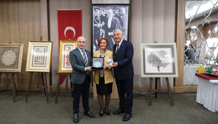 Su ve kağıda hayat veren eserler Büyükçekmece’de sergilendi