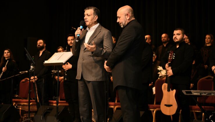 Depremde hayatını kaybedenler Esenyurt’ta anıldı