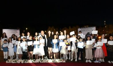 Çatalca Belediyesi kursiyerlerinden muhteşem sezon finali