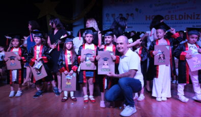 Büyükçekmeceli minikler mezun oldu