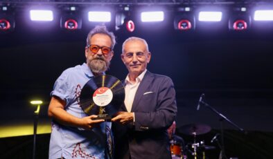 Küçükçekmece’de 30 Ağustos’a coşkulu kutlama