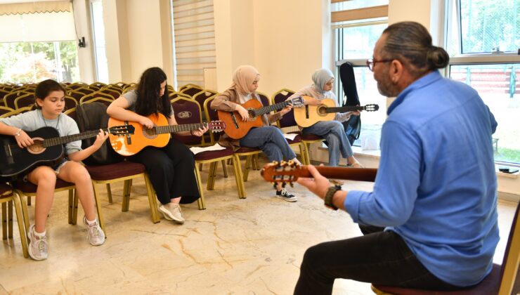 Yaz Okulları’nda eğlenerek öğreniyorlar