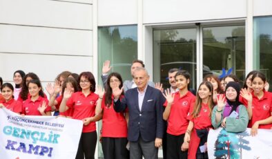 Küçükçekmece Belediyesi gençlik kampı düzenledi