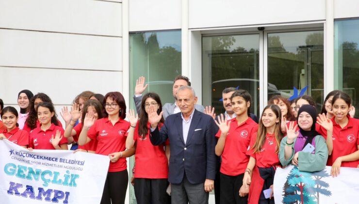 Küçükçekmece Belediyesi gençlik kampı düzenledi
