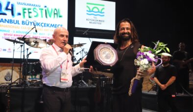 Koray Avcı festivale damga vurdu