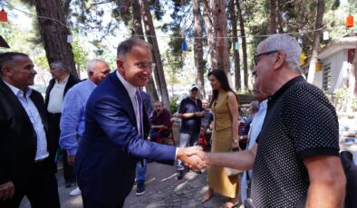 Başkan Çalık emekliler lokali’ni ziyaret etti