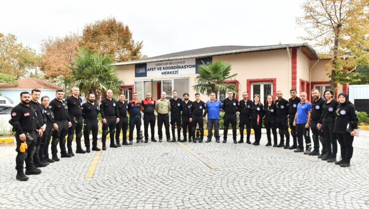 Esak sınavını başarıyla verdi