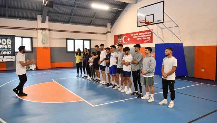 Esenyurtlu gençler hayâllerine kavuşuyor