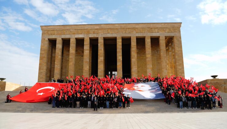 Çatalca’dan Bir Asırlık Muhteşem Cumhuriyet Coşkusu