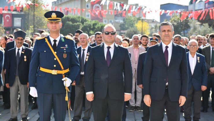 Esenyurt’ta 100. yıl coşkusu