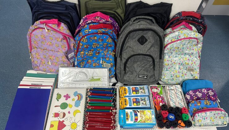 Küçükçekmece’den Depremzedelere Reklamsız Okul Çantası