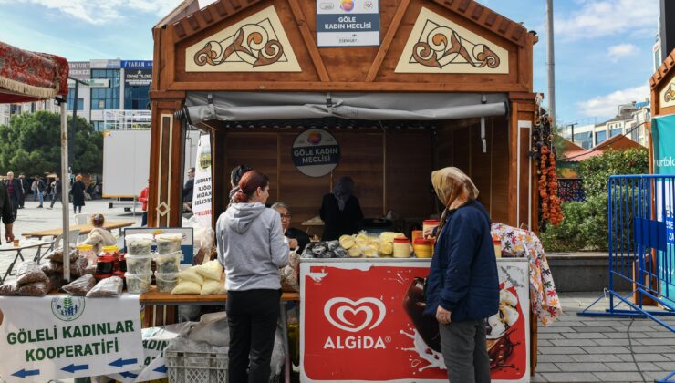 Tencereler eğitim için kaynıyor