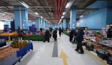 Yakuplu yeni kapalı pazar alanına kavuştu