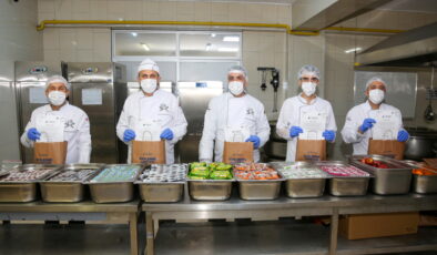 Küçükçekmece’de öğrencilerin beslenme çantaları boş kalmayacak