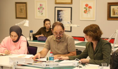 Küçükçekmece Belediyesi güzel sanatlar akademisi’nde 30 farklı branşta sanat eğitimleri başladı