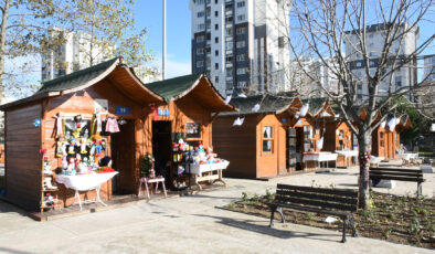 Küçükçekmece Belediyesi hünerli eller çarşısı yeni yıla hazır