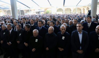 Başkan Akgün’ün ağabeyi son yolculuğuna uğurlandı