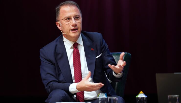 Başkan Çalık kentsel dönüşüm panelinde konuştu