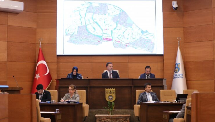 Başkan Yılmaz’dan muhalefete: “Gölge etmeyin yeter”