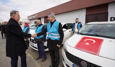 İhtiyaç sahibi ailelere ramazan kolisi yardımı