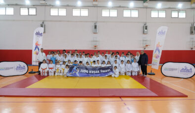Büyükçekmeceli judocular kuşak sınavını başarıyla geçti