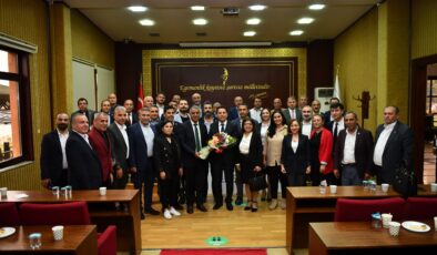 Muhtarlardan Başkan Özer’e hayırlı olsun ziyareti