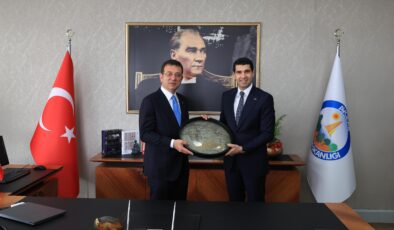 İmamoğlu’ndan Avcılar Belediye Başkanı Çaykara’ya tebrik ziyareti